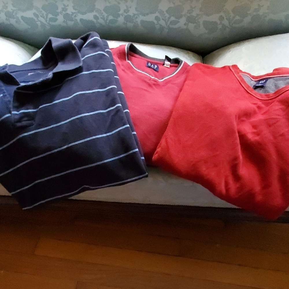 Trio of Gap shirts